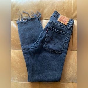 Levi’s Wedgie Straight